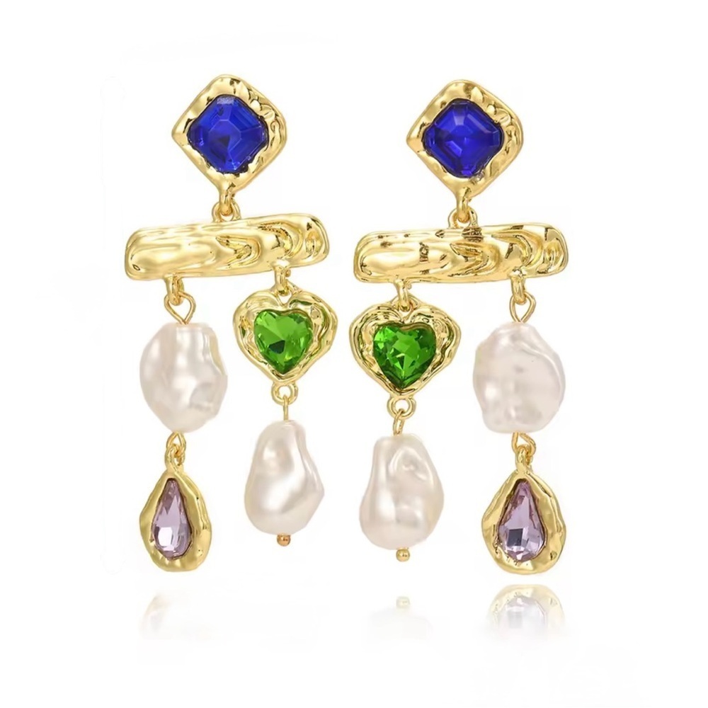 Chic Earrings with Colorful Gems 💎